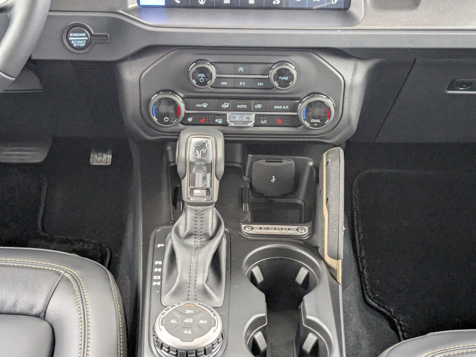 New 2025 Ford Bronco Badlands image 21