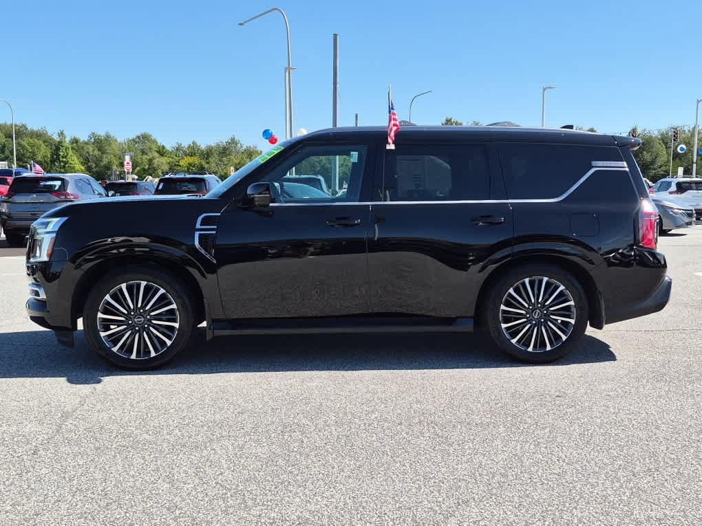 Used 2025 Nissan Armada Platinum Reserve AWD/4WD image 5