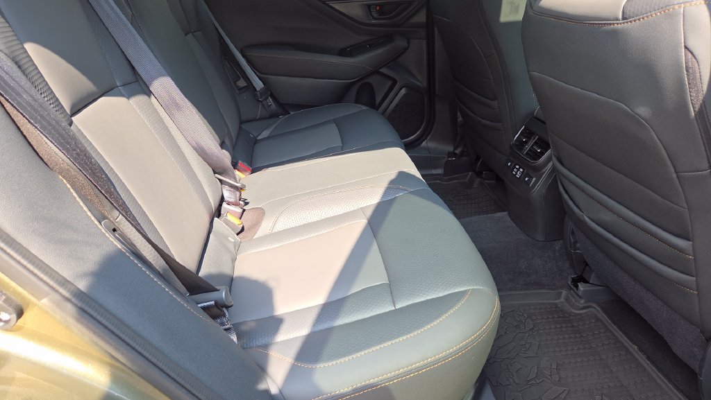 Used 2025 Subaru Outback Wilderness w/ Wilderness Package AWD/4WD image 13