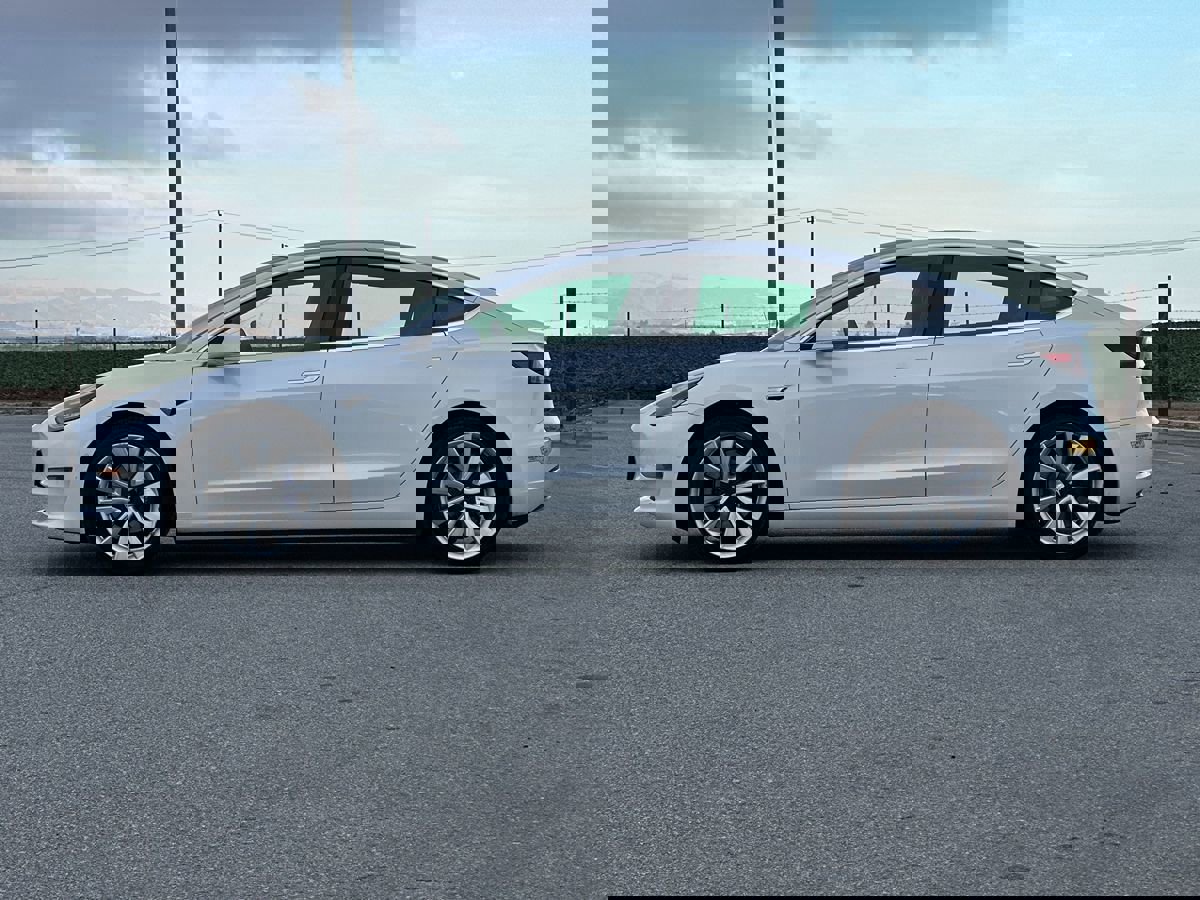 Used 2018 Tesla Model 3 Long Range image 5