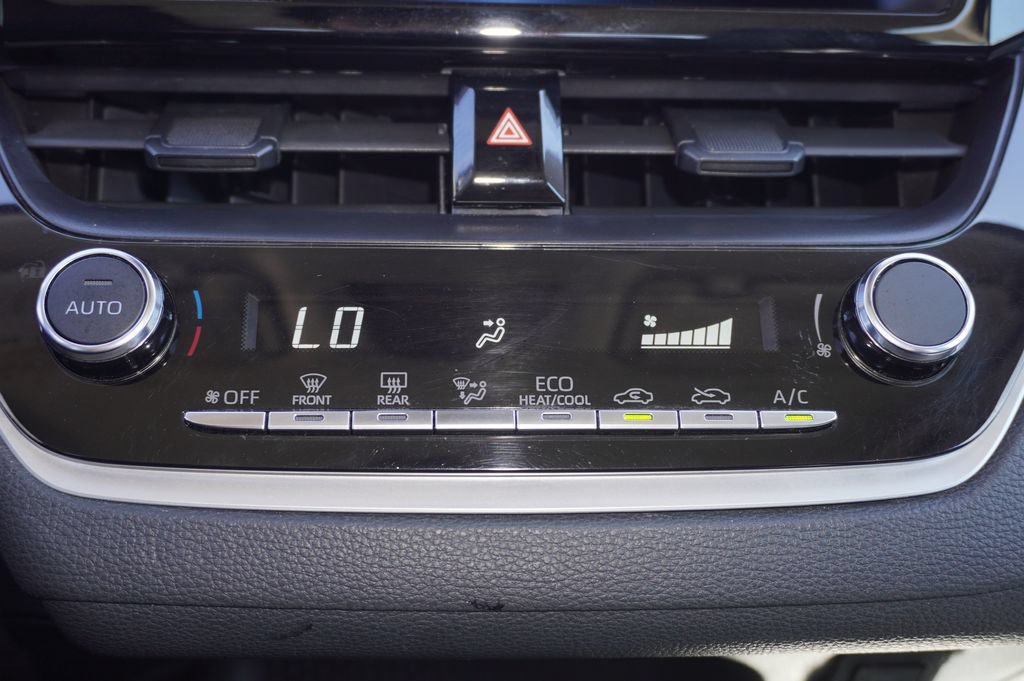 Certified 2024 Toyota Corolla LE FWD image 15