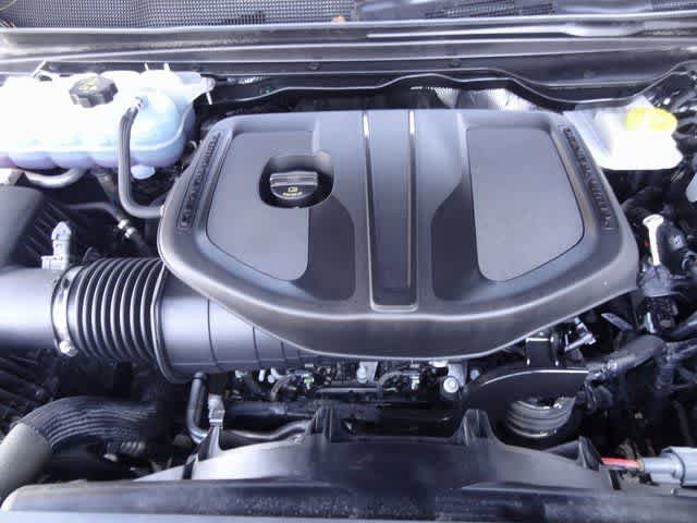 Used 2025 RAM 1500 Laramie AWD/4WD image 47
