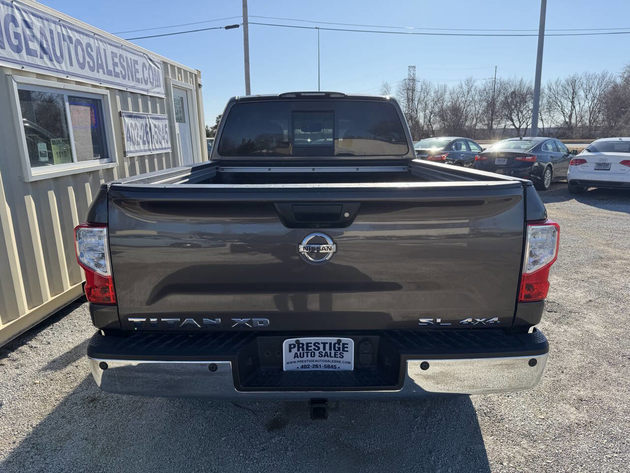 Used 2016 Nissan Titan SL AWD/4WD image 5