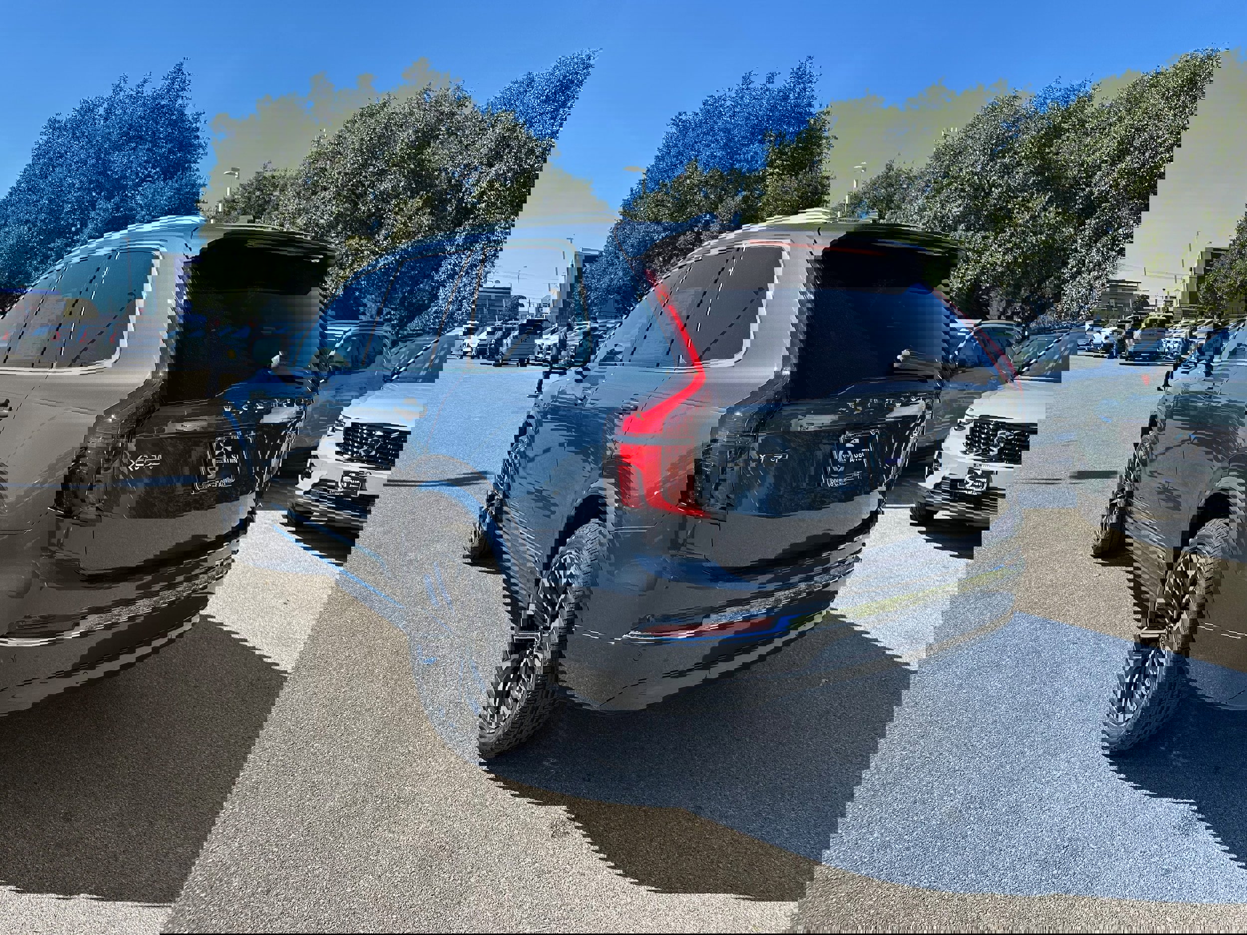 New 2026 Volvo XC90 B5 Core image 4