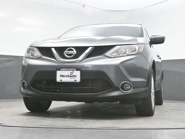 Used 2017 Nissan Rogue Sport SV w/ SV All-Weather Package AWD/4WD image 41