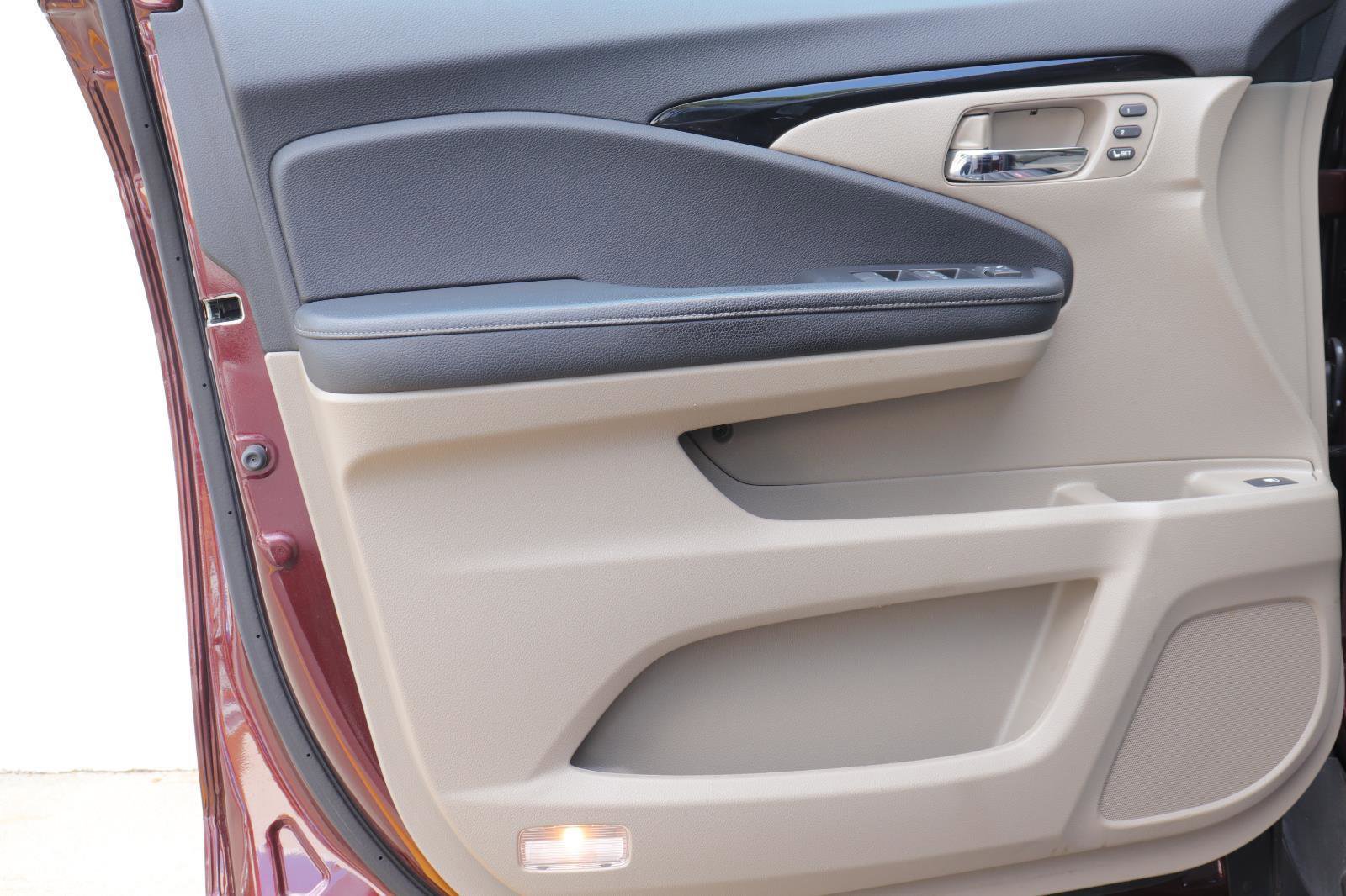 Used 2019 Honda Ridgeline RTL-E image 13