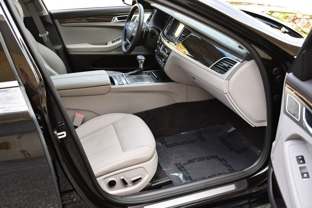 Used 2018 Genesis G80 3.8 w/ Option Group 02 RWD image 47