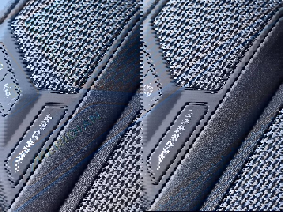 Used 2023 Land Rover Defender 110 75th Limited Edition image 27