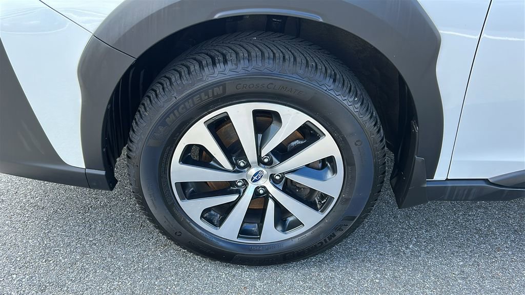 Certified 2024 Subaru Outback Premium image 8