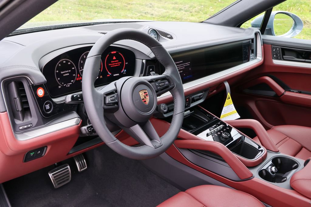 New 2026 Porsche Cayenne S AWD/4WD image 4