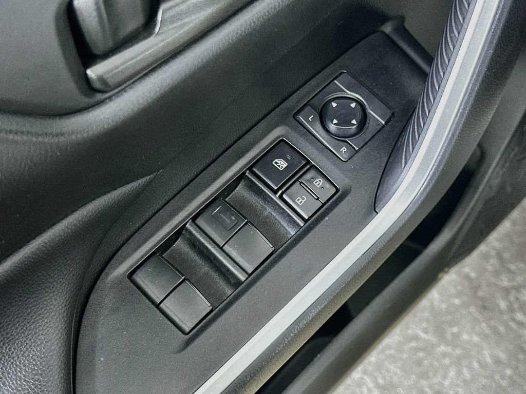 Used 2024 Toyota RAV4 LE FWD image 20