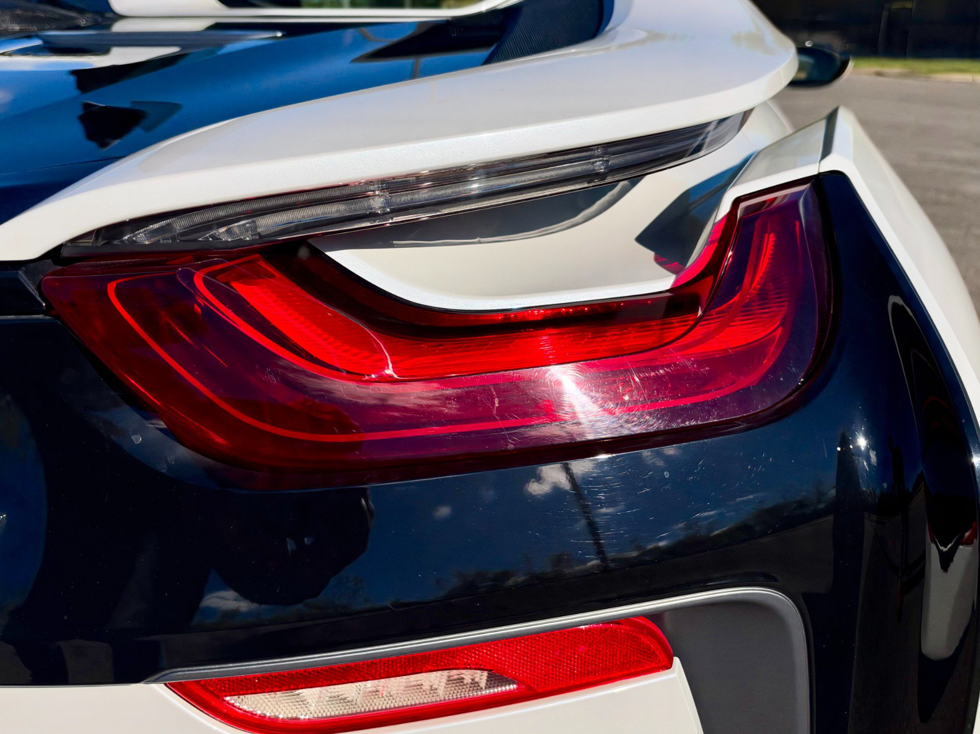 Used 2019 BMW i8 Roadster AWD/4WD image 51