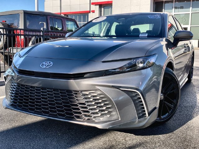 Used 2026 Toyota Camry SE