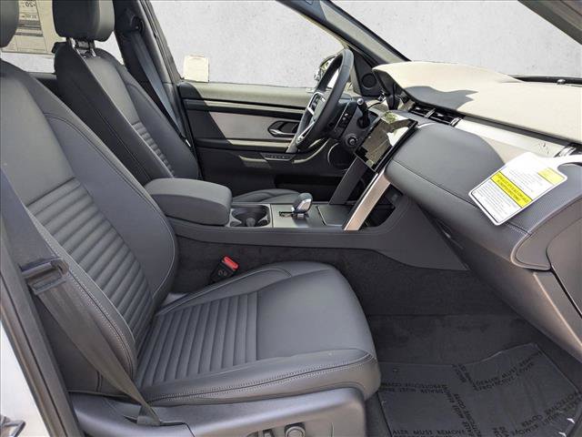 New 2026 Land Rover Discovery Sport Landmark AWD/4WD image 17