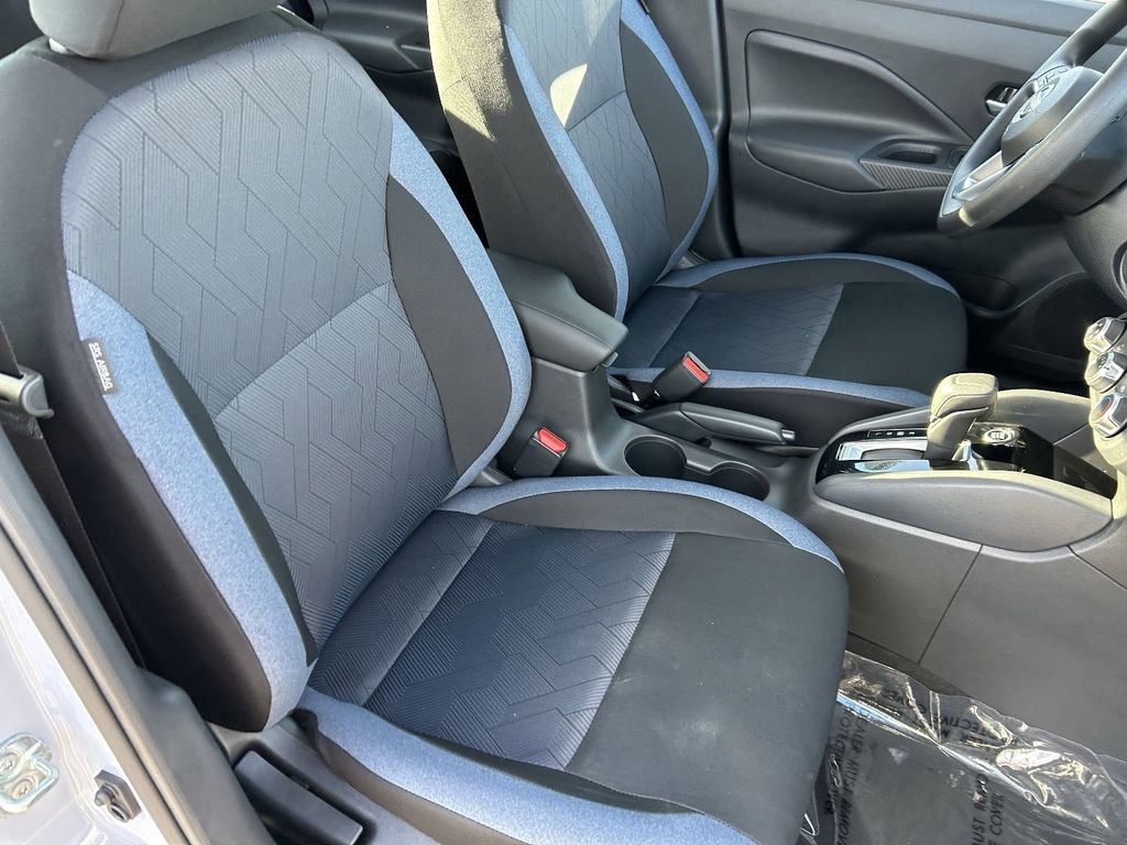 New 2025 Nissan Versa SV w/ Trunk Package image 10