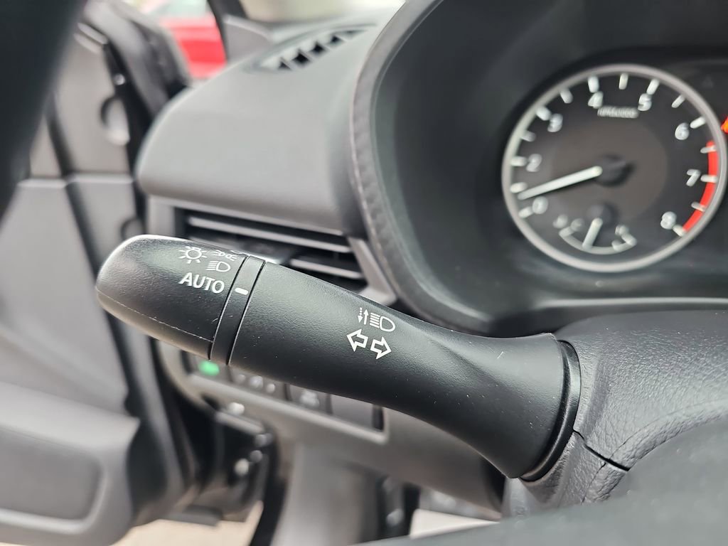 Used 2023 Nissan Sentra S image 30