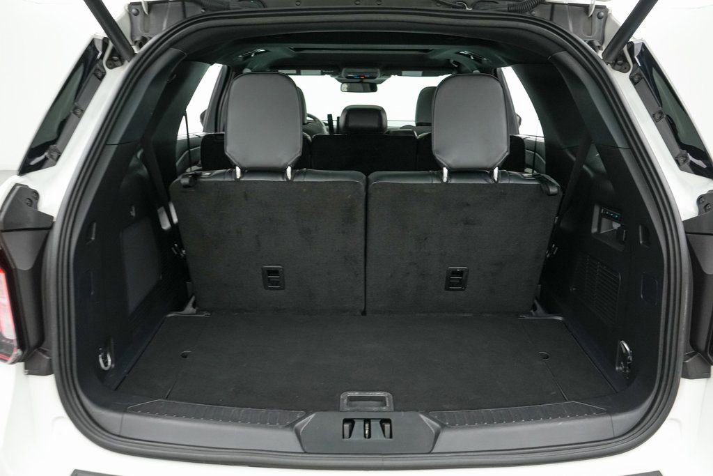 Certified 2025 Ford Explorer ST image 24