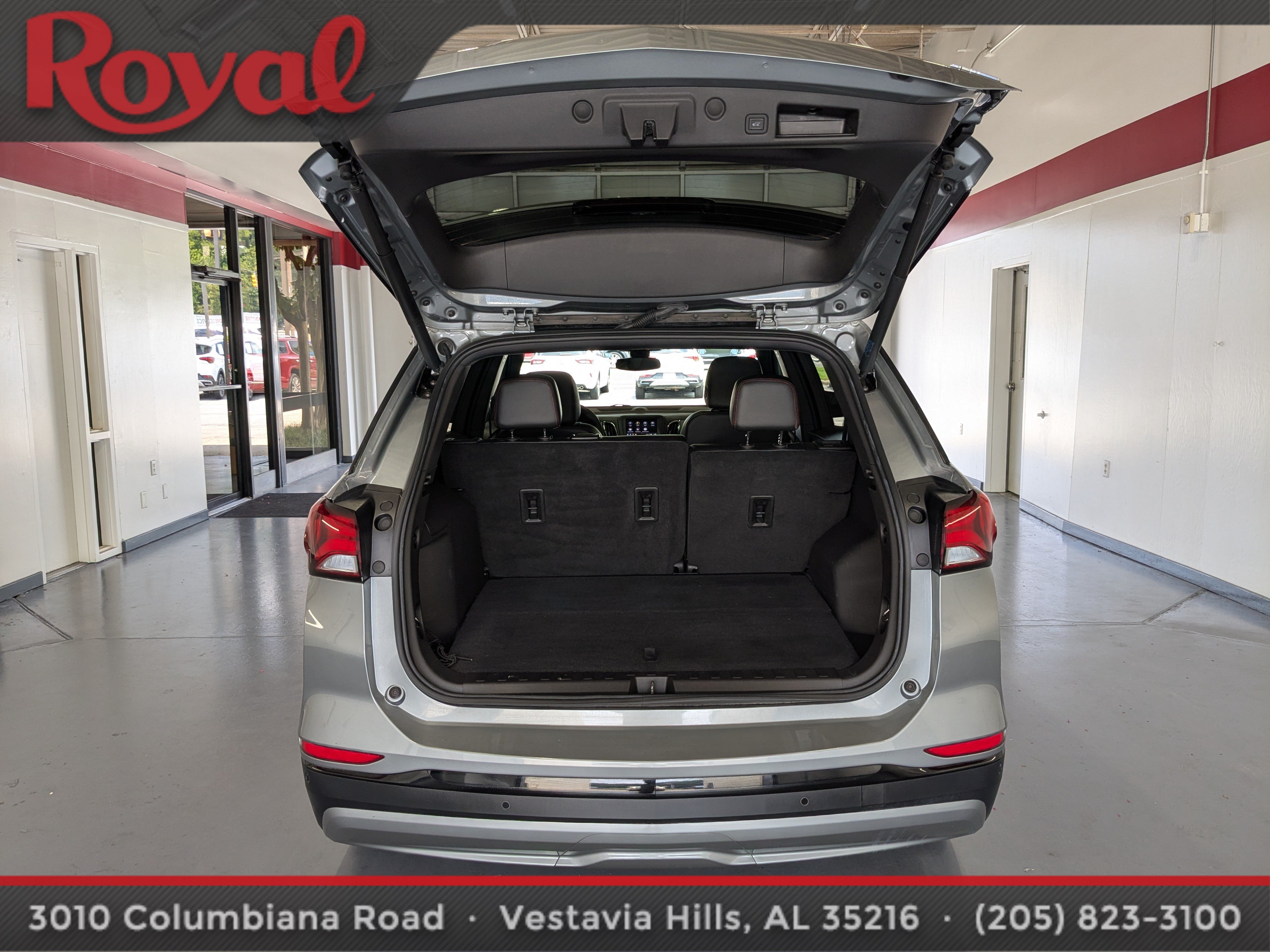 Used 2024 Chevrolet Equinox RS FWD image 12