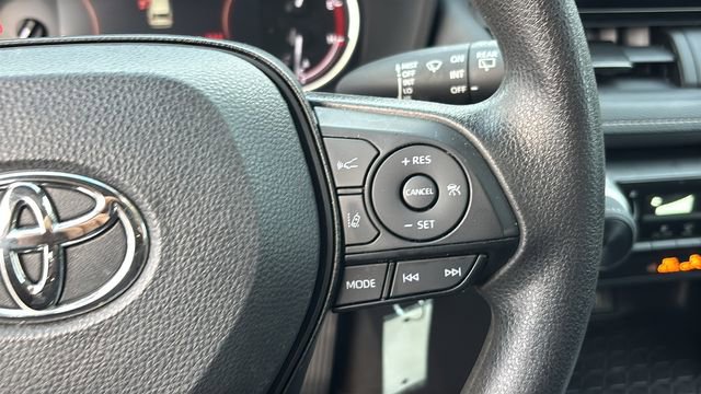 Used 2024 Toyota RAV4 LE image 17