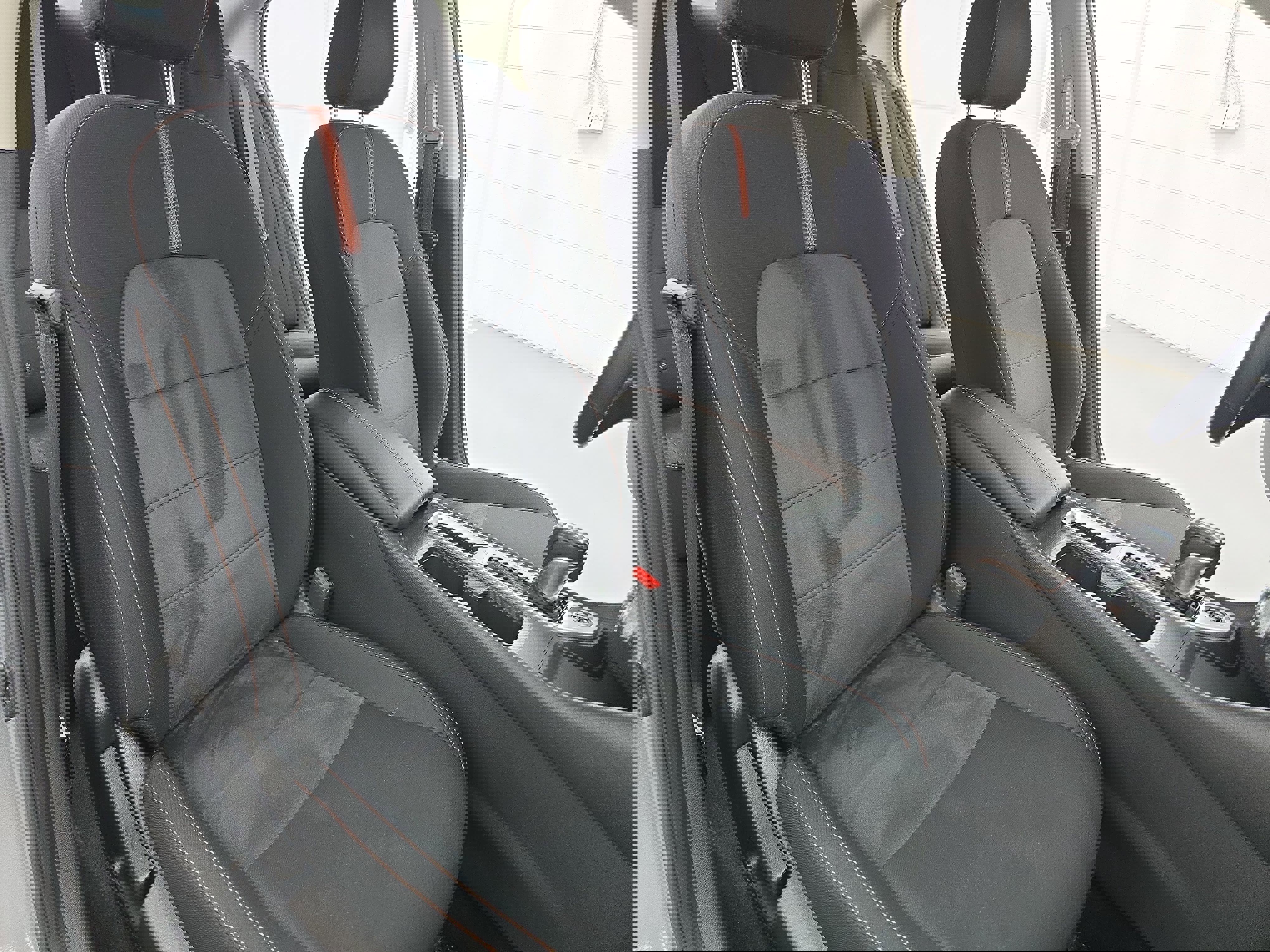 Certified 2023 Nissan Sentra SR w/ Midnight Edition Package FWD image 10