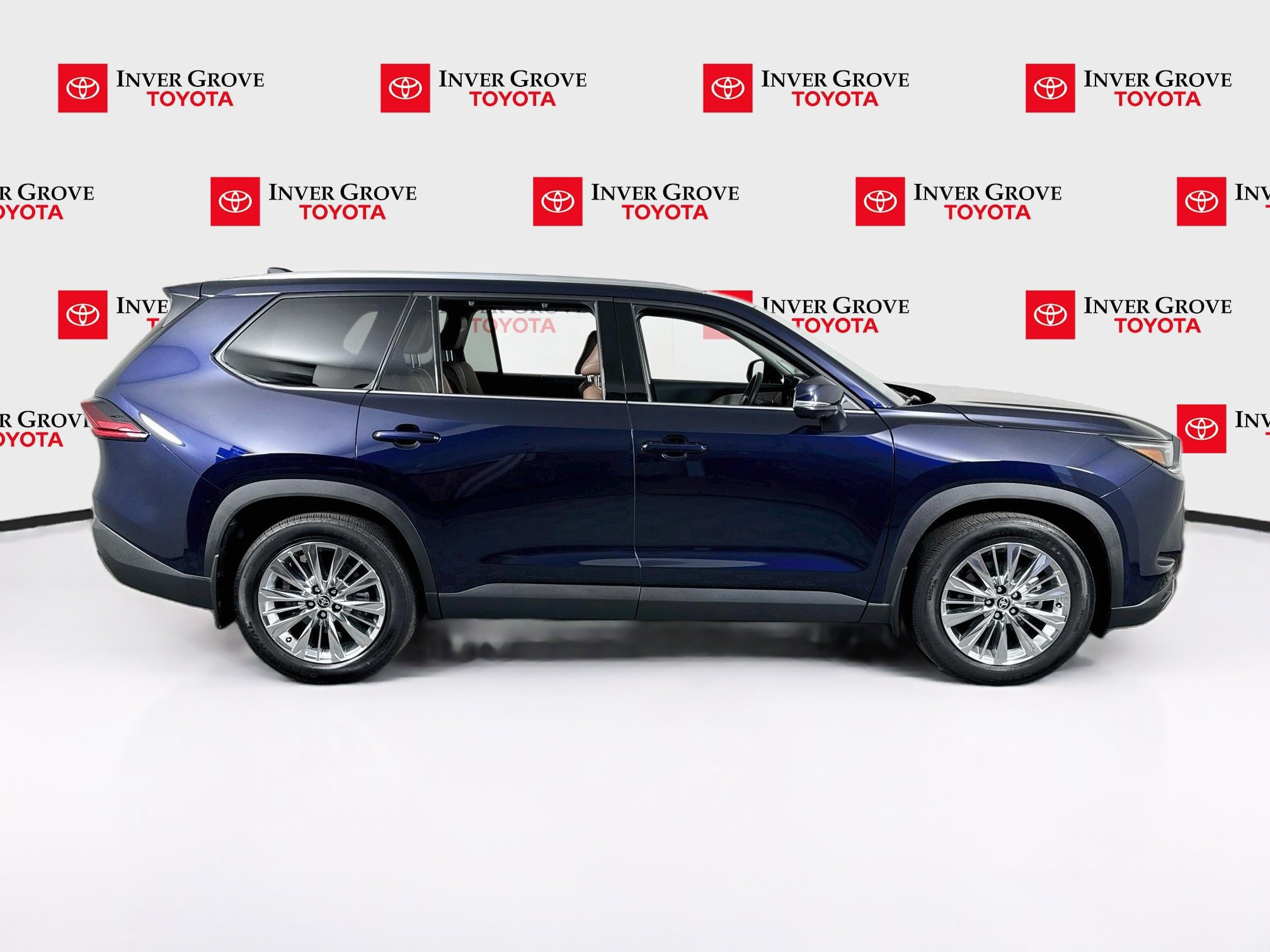 Certified 2026 Toyota Grand Highlander AWD image 4