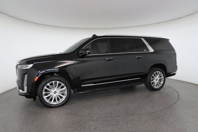 Used 2022 Cadillac Escalade ESV Premium Luxury image 4
