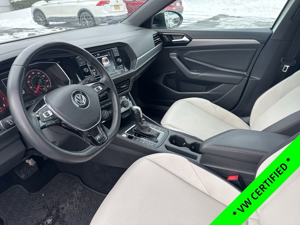 Certified 2020 Volkswagen Jetta R-Line image 13