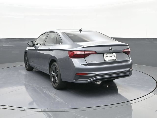 Used 2023 Volkswagen Jetta SE FWD image 8
