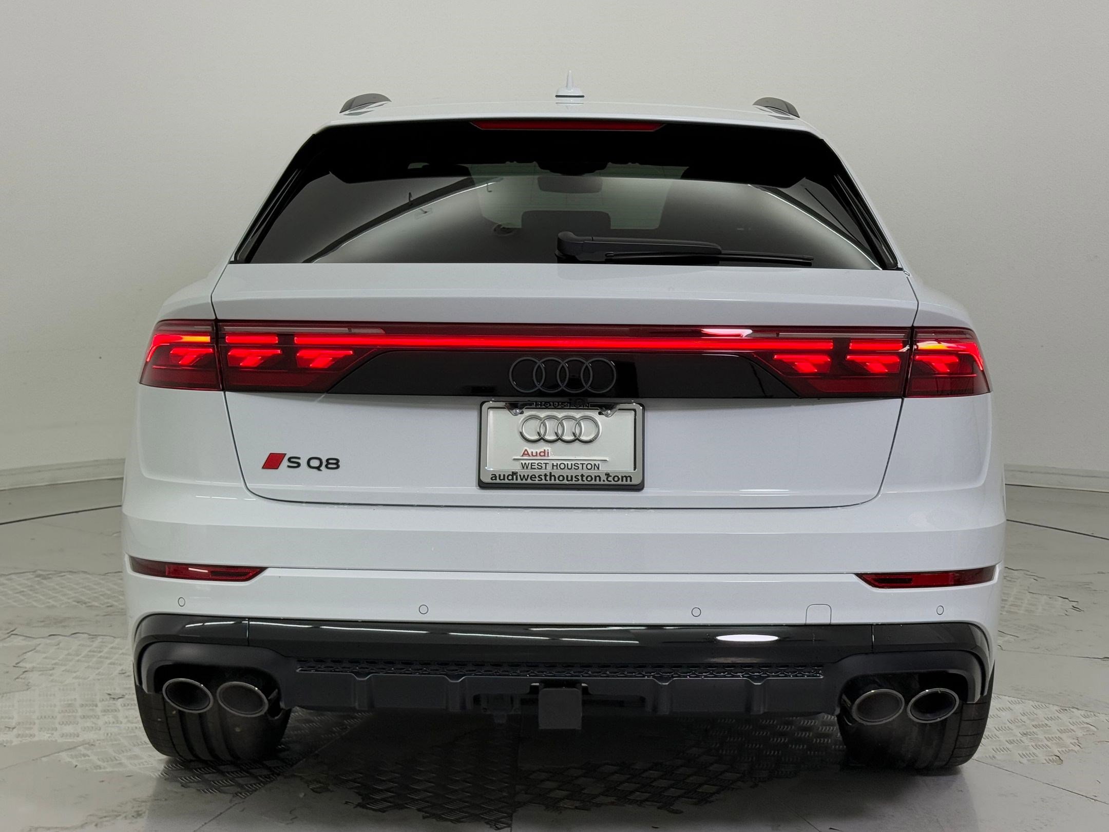 New 2026 Audi SQ8 Prestige image 10