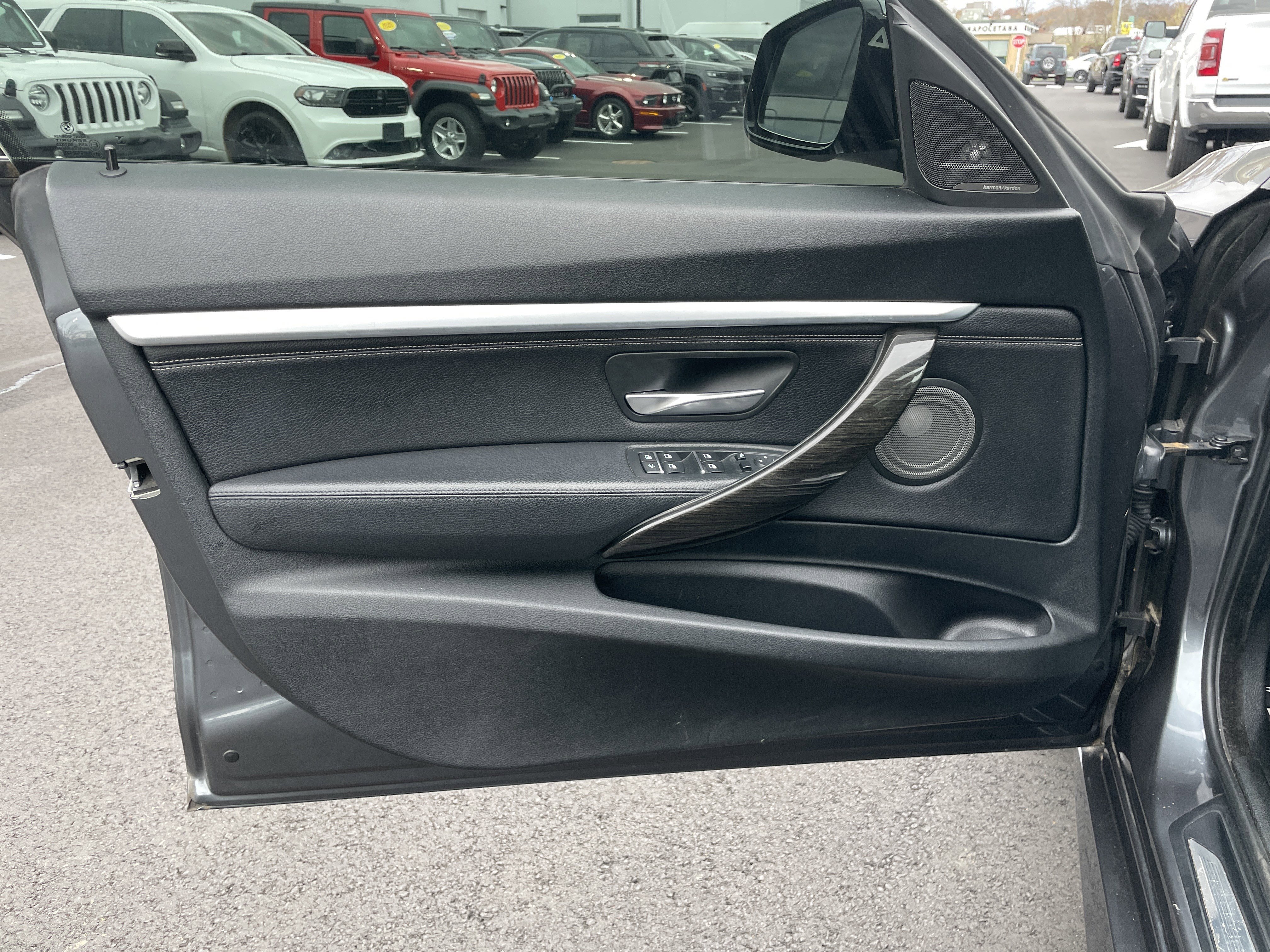 Used 2018 BMW 340i Gran Turismo xDrive image 34