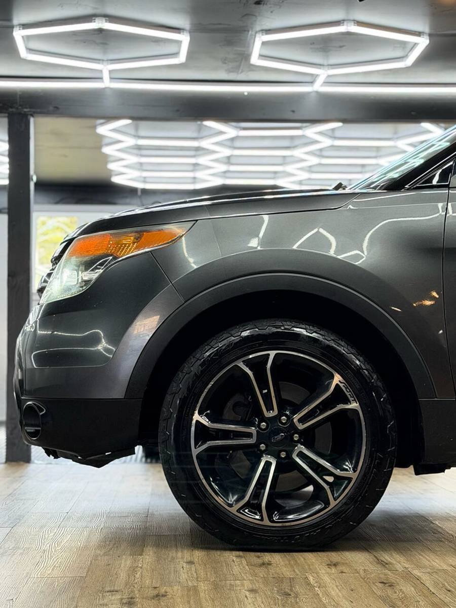 Used 2015 Ford Explorer Sport w/ Equipment Group 401A AWD/4WD image 6