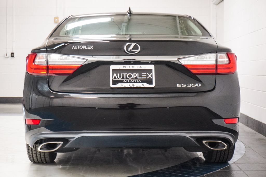 Used 2018 Lexus ES 350 w/ Luxury Package w/Wood Trim FWD image 13