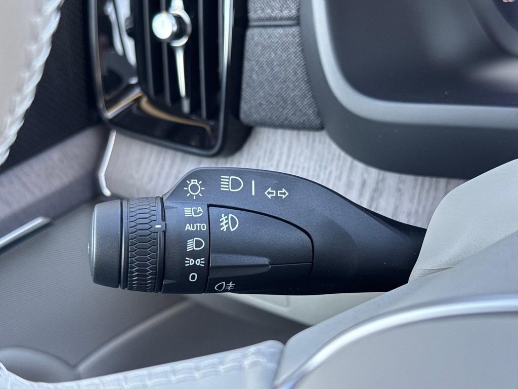New 2026 Volvo XC90 T8 Ultra w/ Protection Package Premier image 20