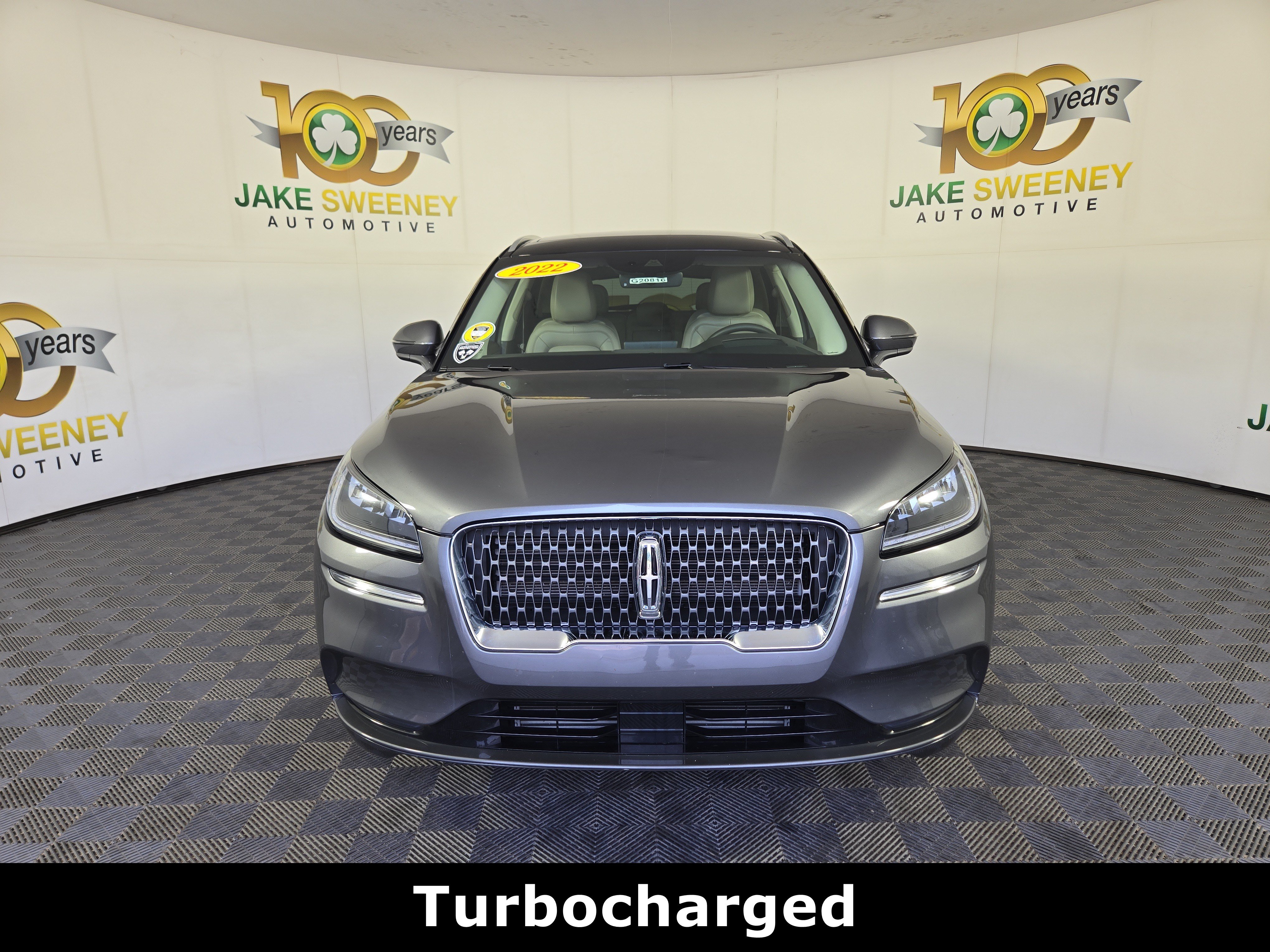 Used 2022 Lincoln Corsair Reserve w/ Luxury Package AWD/4WD image 2