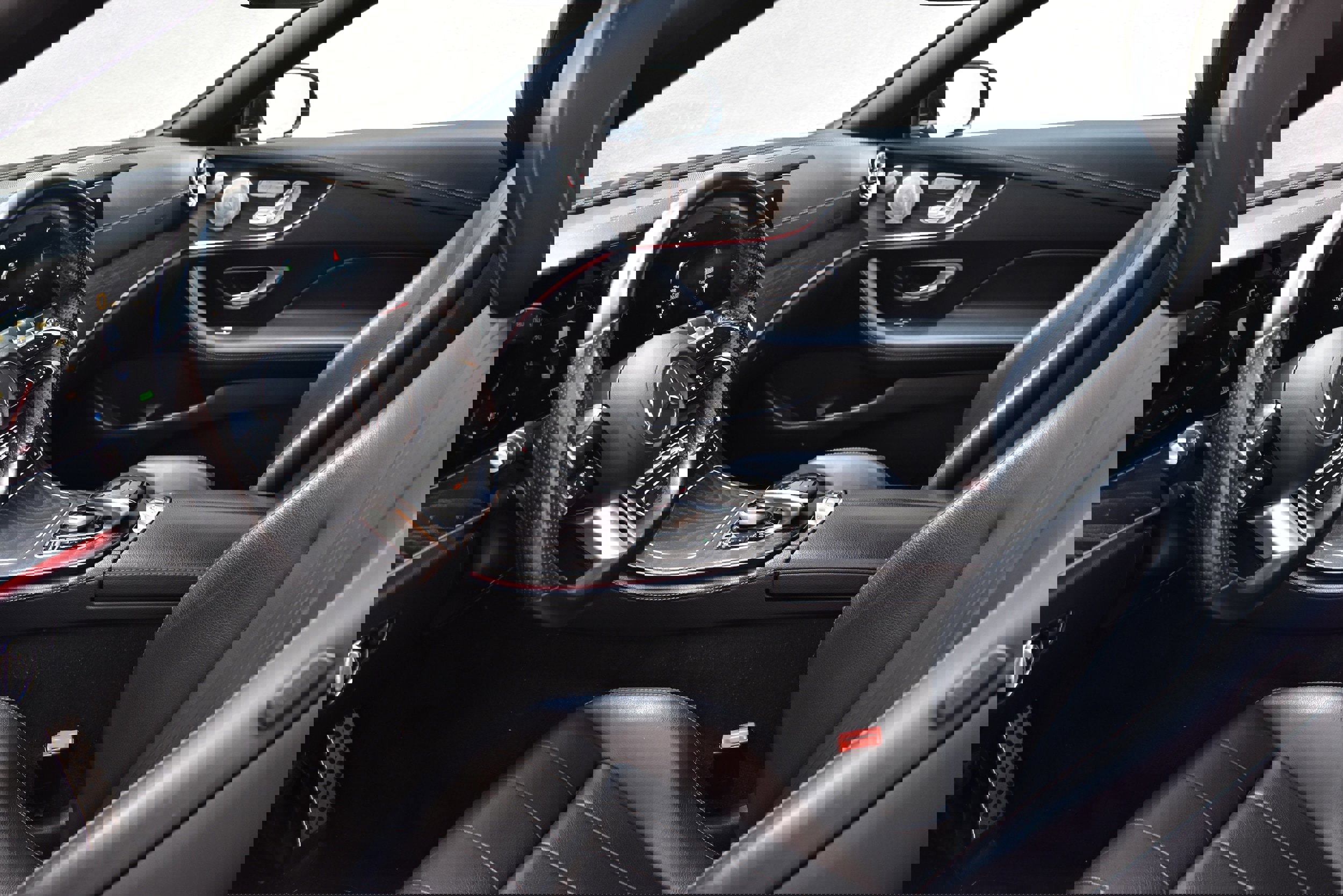 Used 2021 Mercedes-Benz E 450 4MATIC Cabriolet w/ AMG Line image 23