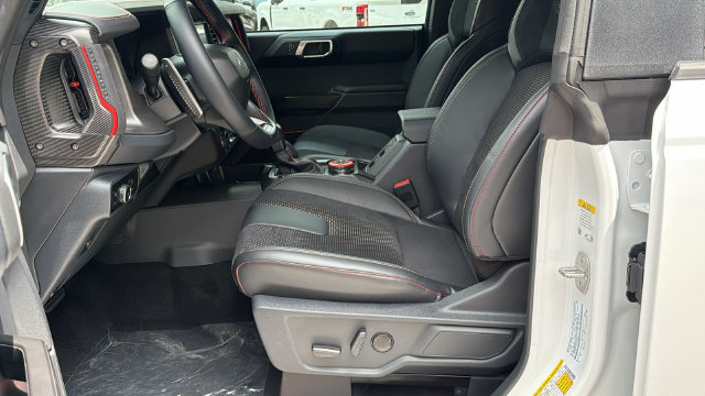 New 2026 Ford Bronco Raptor w/ Interior Carbon Fiber Pack AWD/4WD image 11