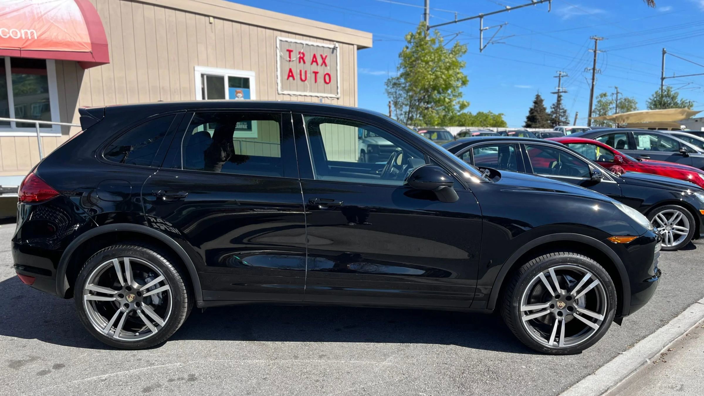 Used 2012 Porsche Cayenne S image 8