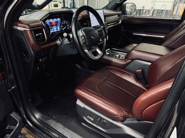 Used 2024 Ford Expedition Limited image 22