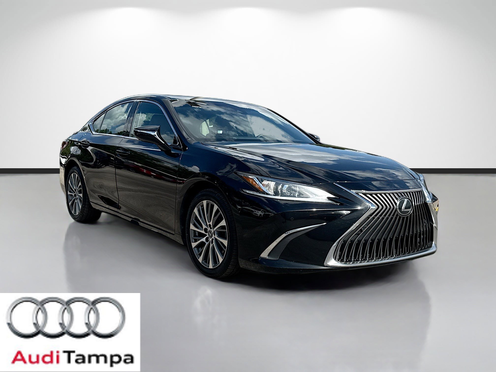Used 2021 Lexus ES 250 w/ Premium Package AWD/4WD image 1