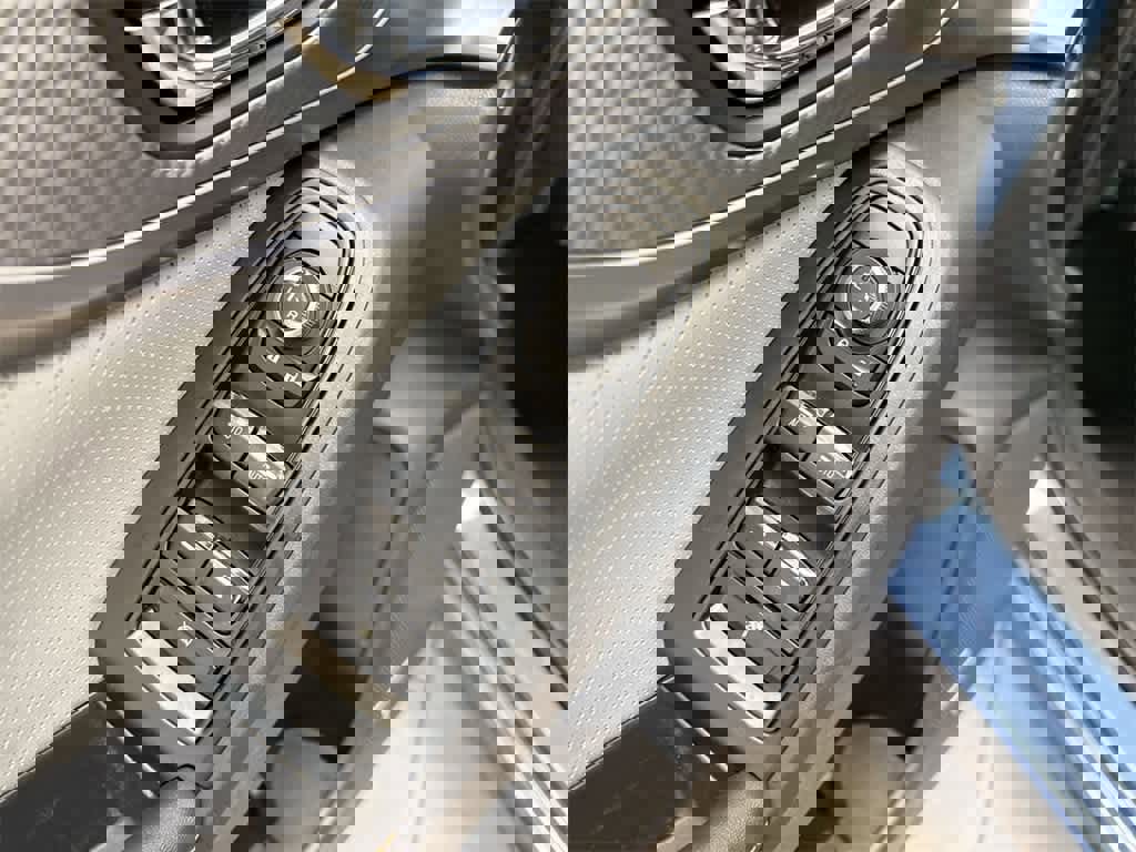 Used 2021 Subaru Crosstrek 2.5i Limited w/ Moonroof Package 2 image 17