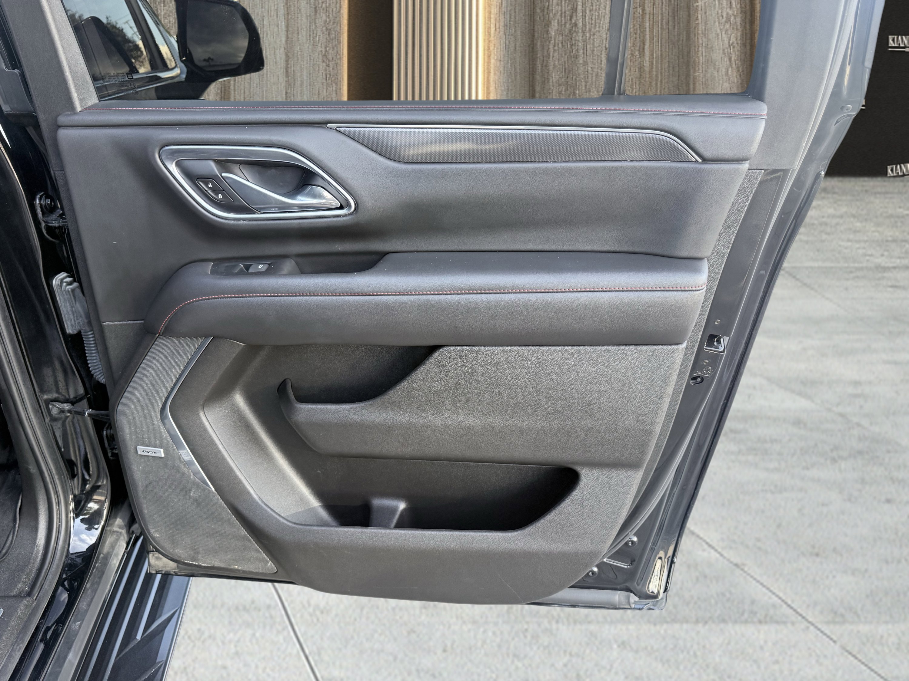 Used 2021 Chevrolet Suburban RST w/ Luxury Package image 68