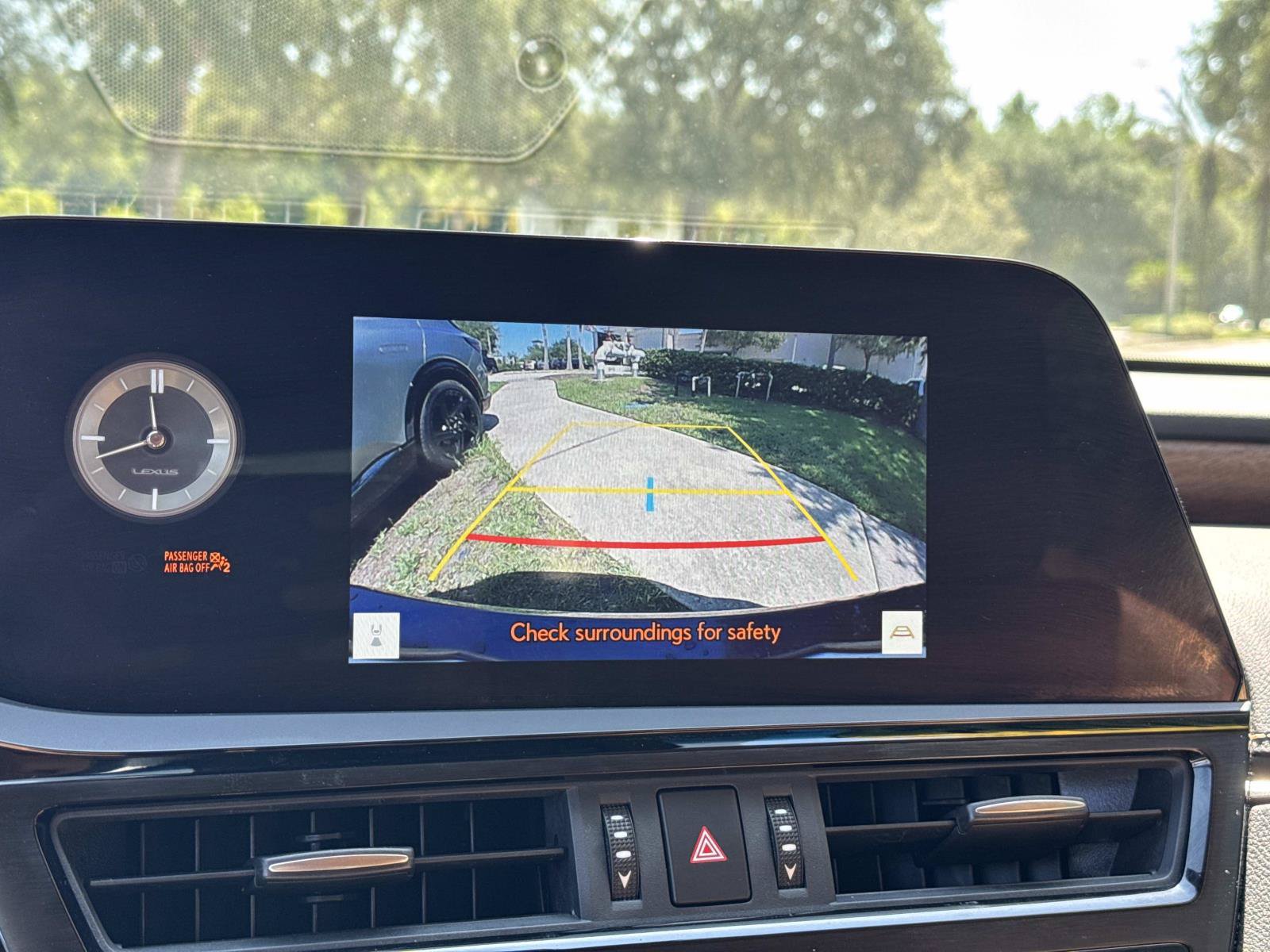Used 2025 Lexus ES 350 w/ Premium Package FWD image 19