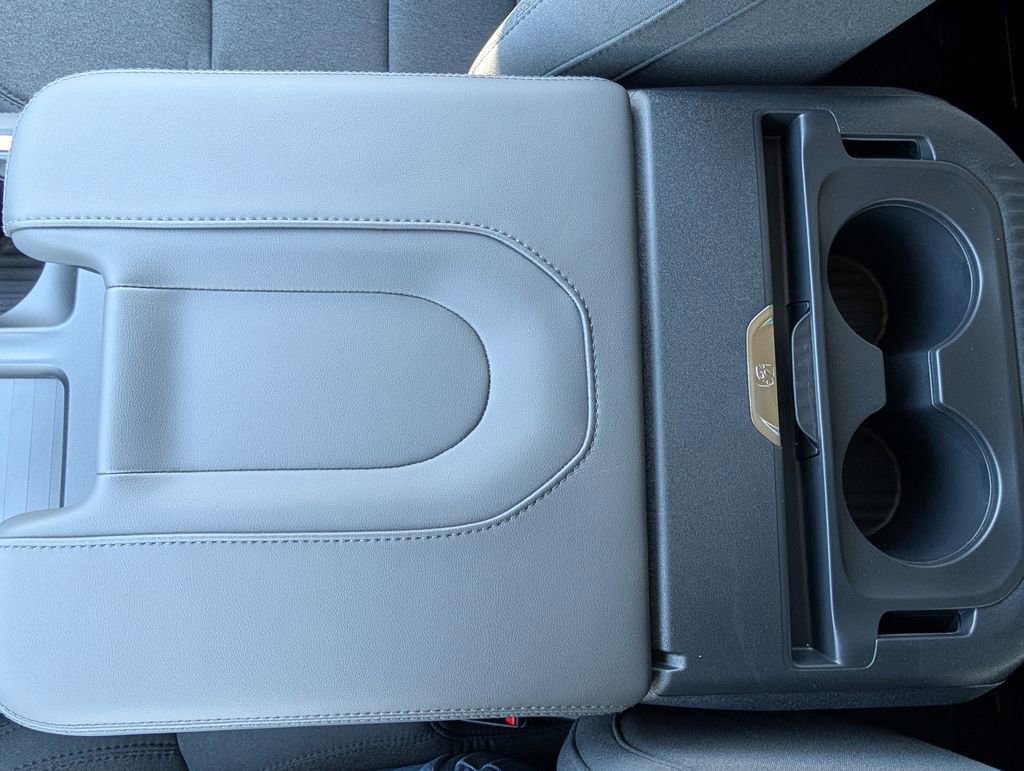 Used 2026 Ford Expedition Max Active RWD image 41