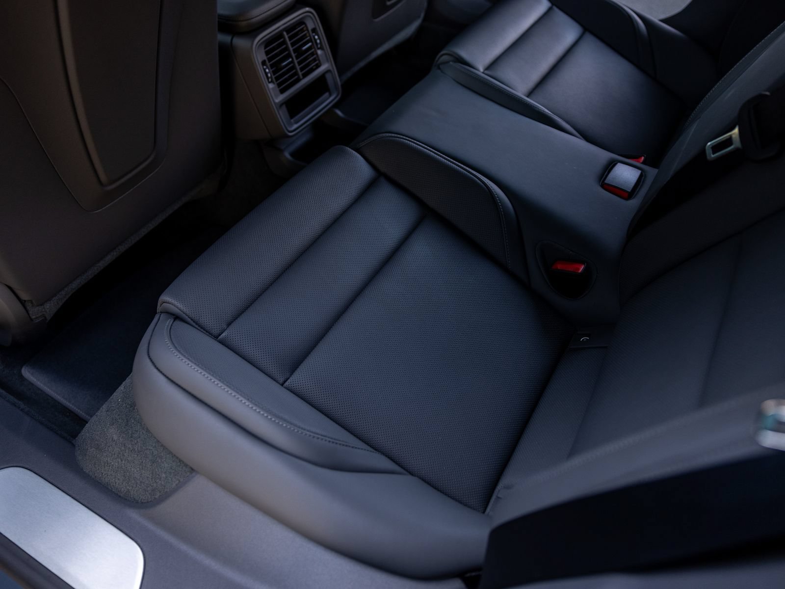 New 2025 Porsche Taycan AWD/4WD image 52