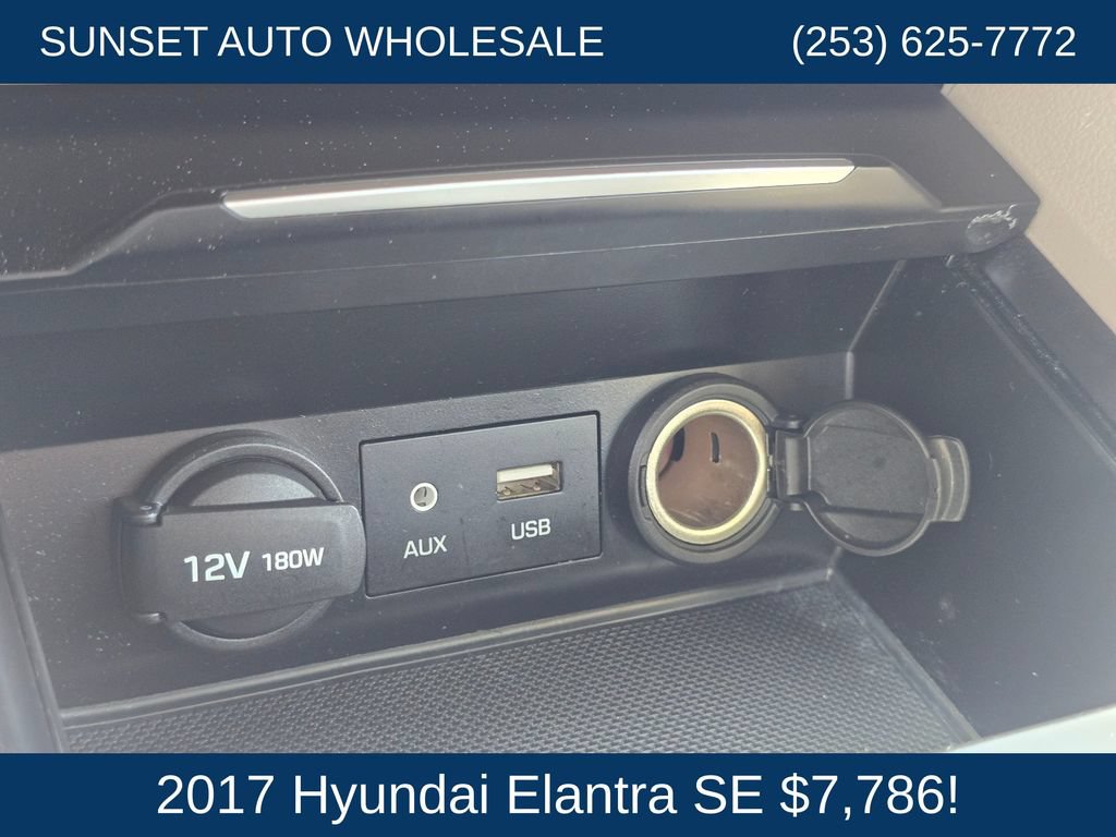 Used 2017 Hyundai Elantra SE FWD image 34