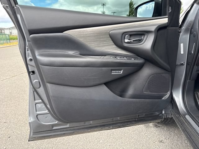 Used 2017 Nissan Murano Platinum w/ Platinum Technology Package AWD/4WD image 18