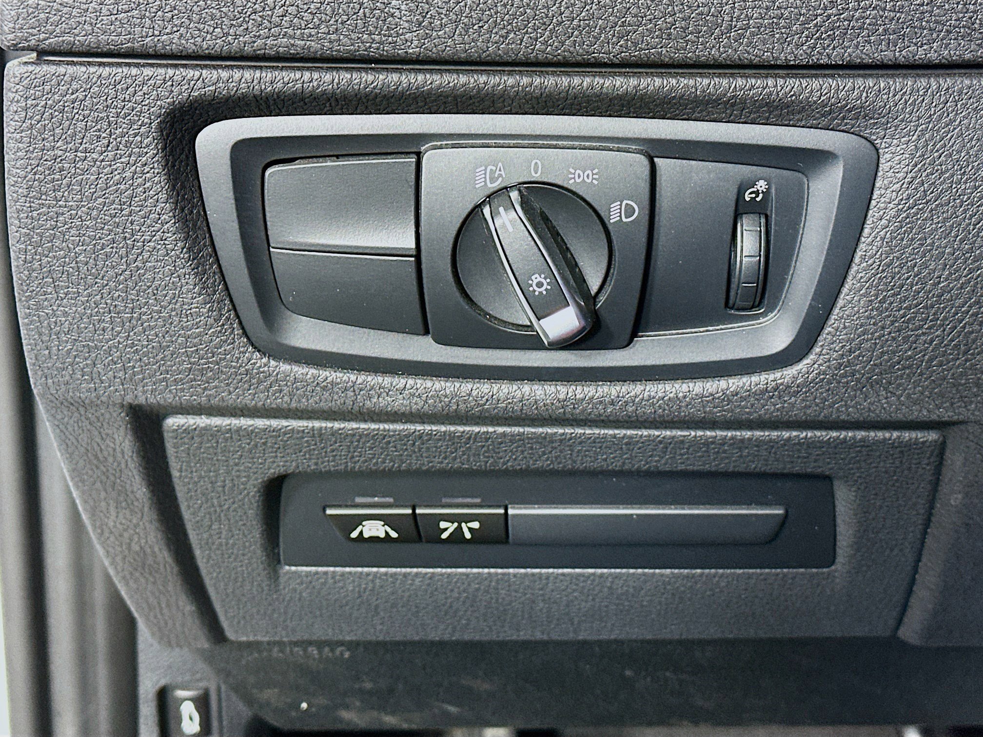 Used 2019 BMW M240i xDrive Convertible w/ Premium Package image 10