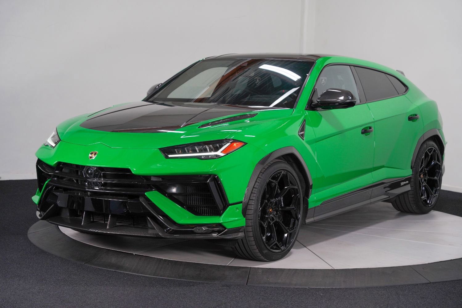 Used 2023 Lamborghini Urus Performante image 6