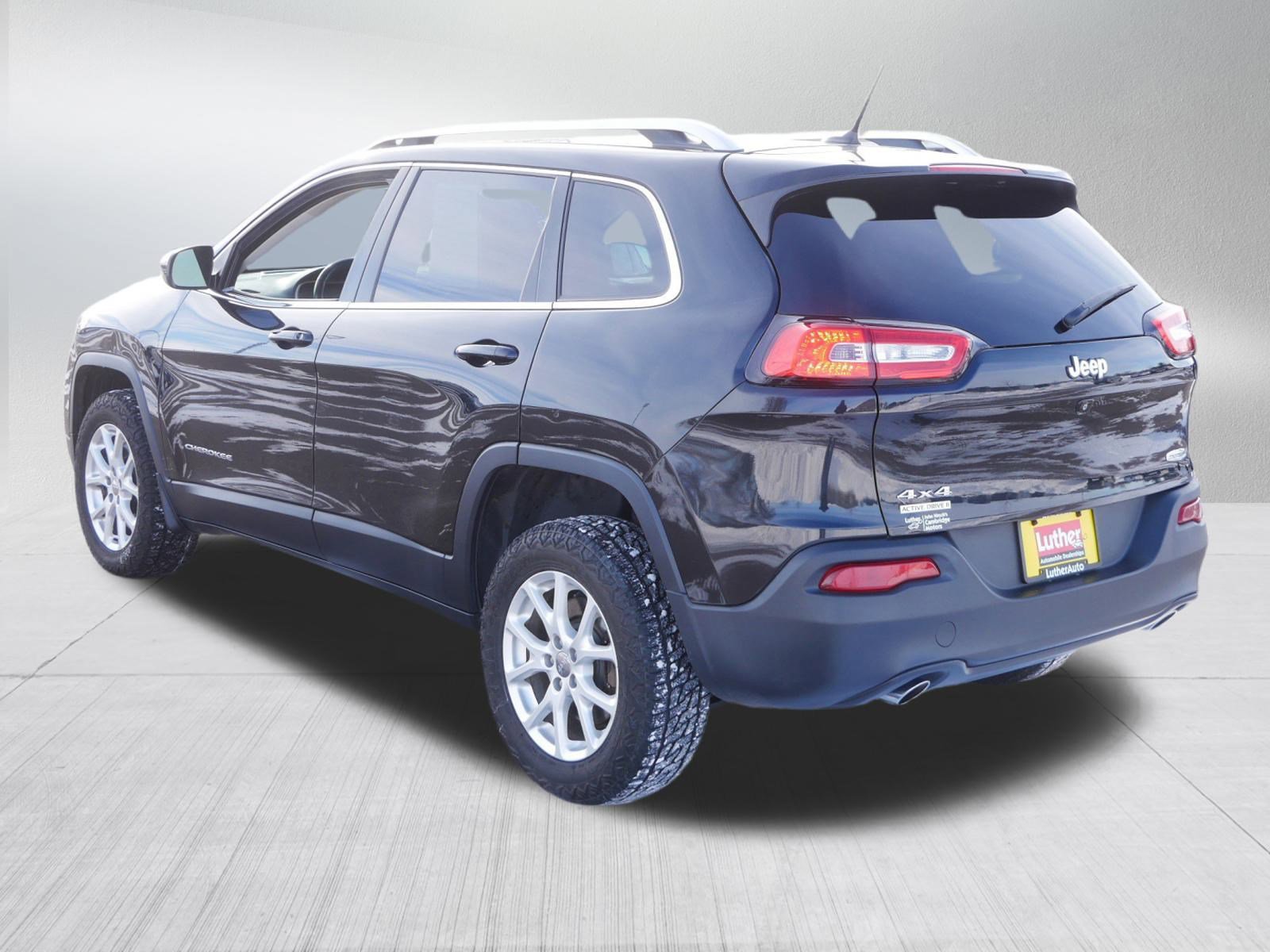Used 2014 Jeep Cherokee Latitude w/ Cold Weather Group image 5