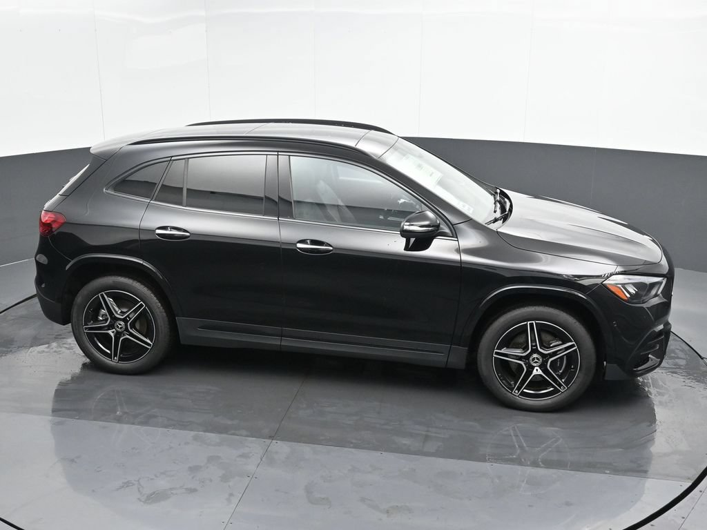 New 2025 Mercedes-Benz GLA 250 4MATIC image 34
